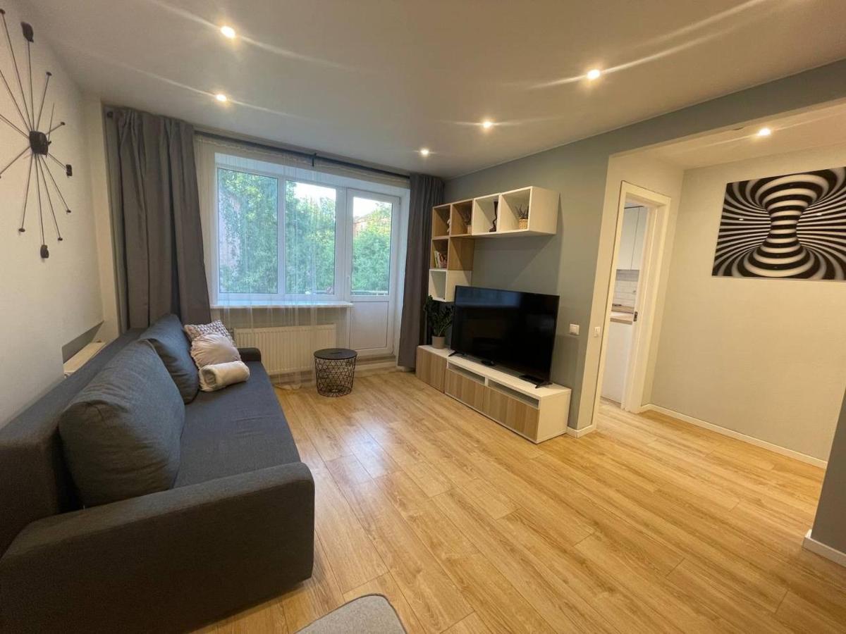 Modern 1Br Haven Near Two Parks Appartement Riga Buitenkant foto